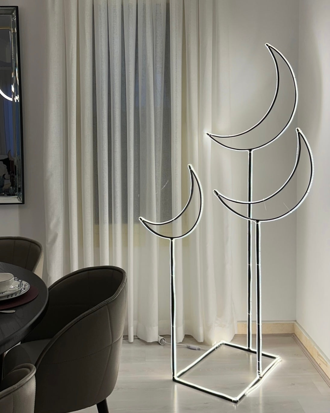 TRIO HELAL LIGHT STAND