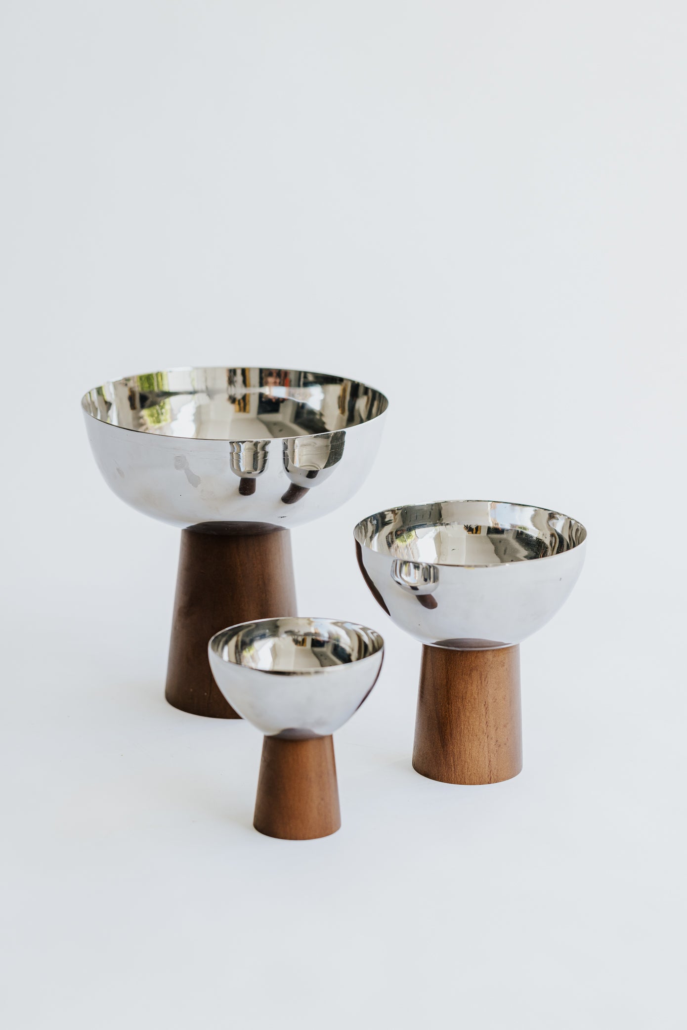 STAINLESS STEEL BOWL STAND