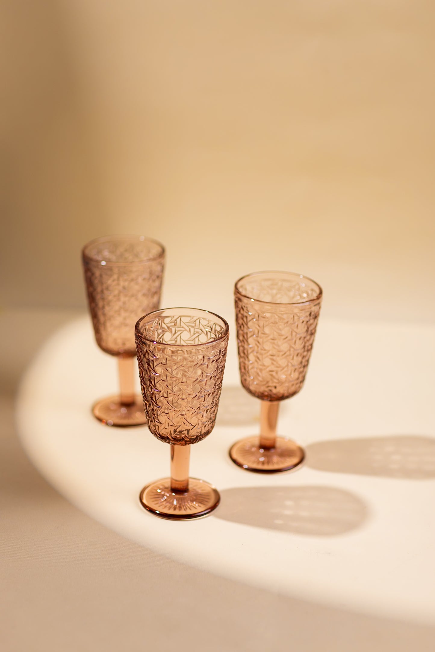 BURGUNDY CANNAGE CUPS SET