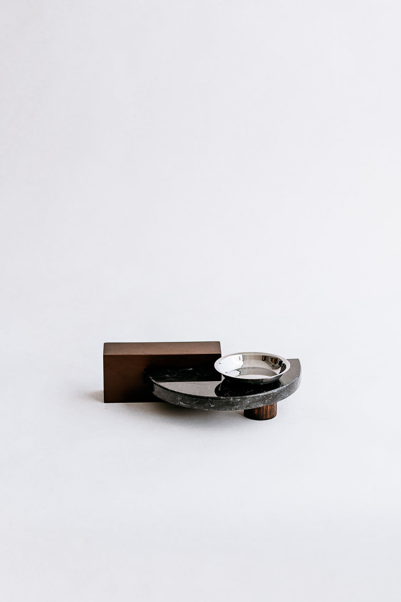 MASSES INCENSE BURNER