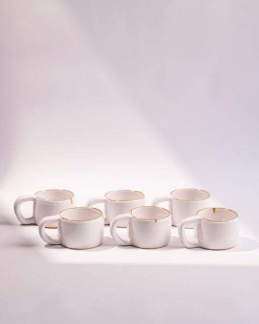 POTTERY MUG