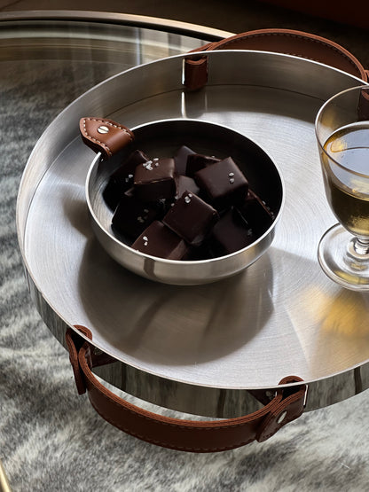 SET OF TWO SINGULAR BOWL WITH LEATHER