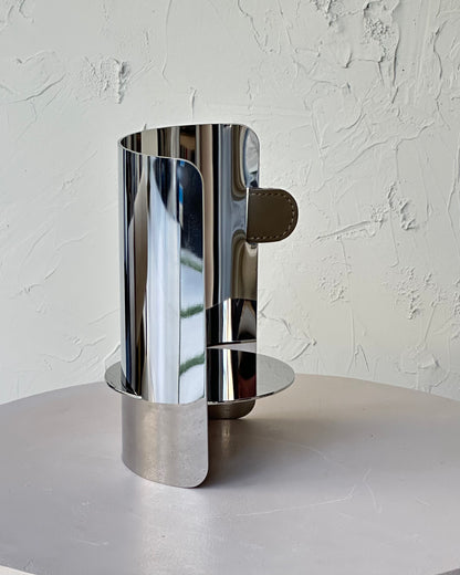 BOTTLE STAND HOLDER WITH LEATHER DETAIL