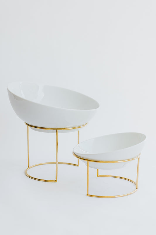 PORCELAIN PLATE AND STAND