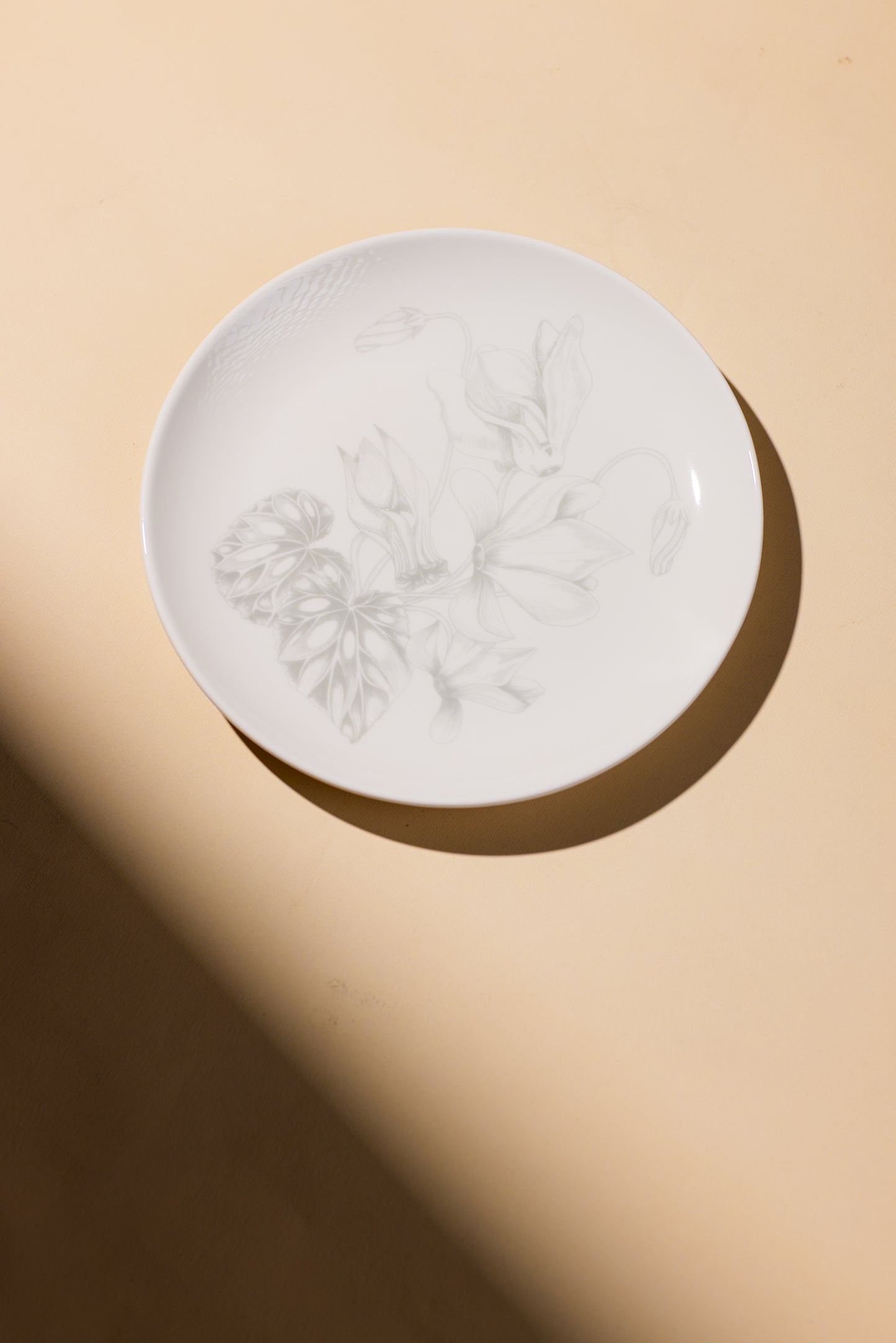 TOILE DU LIBAN DESSERT PLATES SET