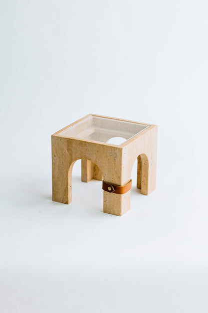 GRITH STAND TRAVERTINE