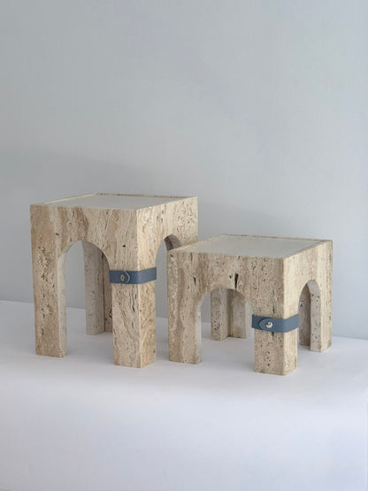 GRITH STAND TRAVERTINE